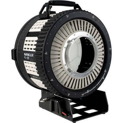 Nanlux EVOKE 1200 Fresnel Kit - 3.6.9 Univisual