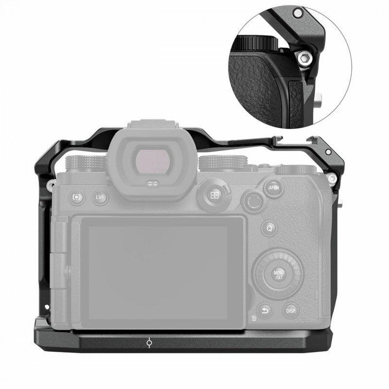 SmallRig 2983 - Cage for Panasonic S5 - 3.6.9 Univisual