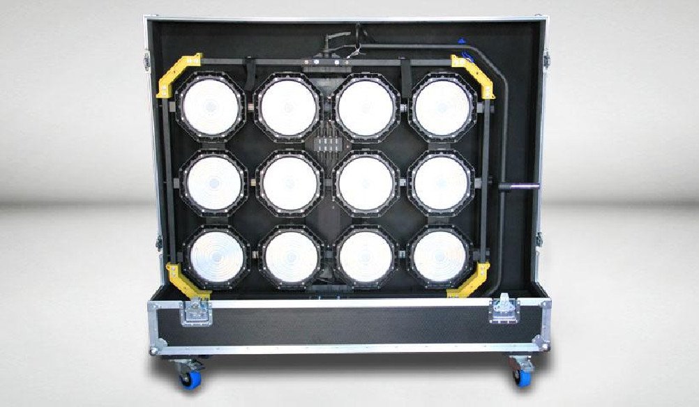 LIGHTSTAR - Le flightcase pour la lampe LUXED-12